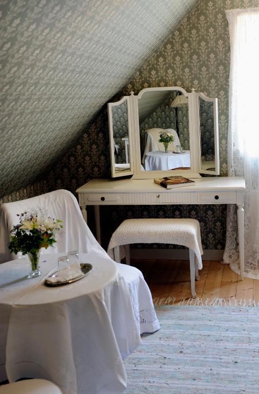 Vildrosor & Hoens Hagstad Pokoj fotografie
